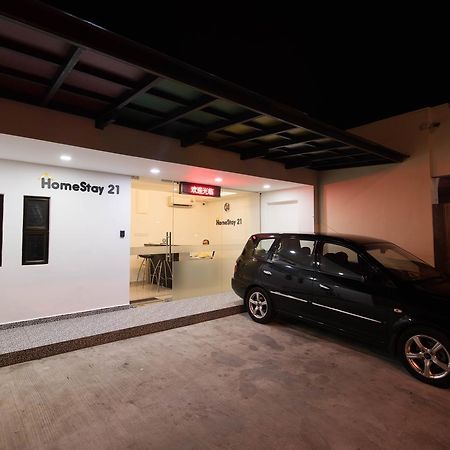 HomeStay 21 Hotel Johor Bahru Buitenkant foto