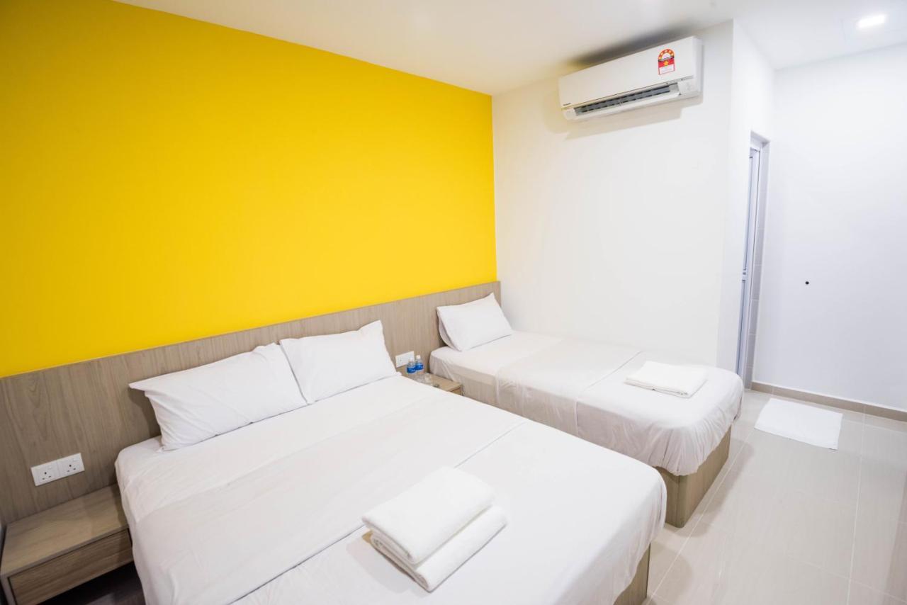 HomeStay 21 Hotel Johor Bahru Buitenkant foto
